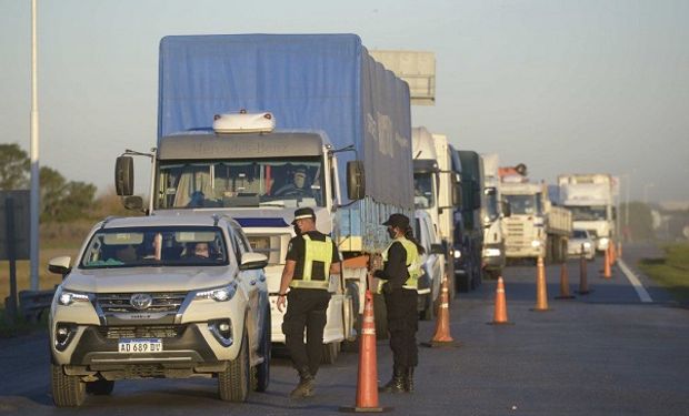 Nuevas medidas restrictivas para el ingreso a Córdoba y Santa Fe: cómo afecta a productores y transportistas