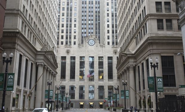 Siguen presentes los factores bajistas de fondo en Chicago a pesar del importante atraso en la siembra de Estados Unidos.