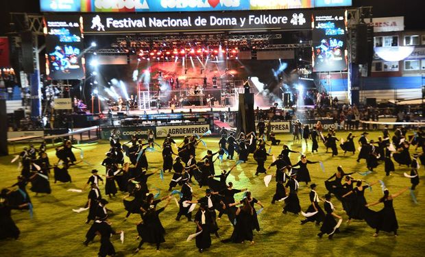 Jesús María 2023, en vivo: Abel Pintos abre el tradicional festival de doma y folklore