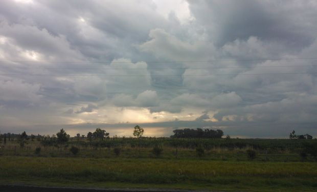 Se esperan lluvias en la zona núcleo y luego se reinstalaría el tiempo otoñal
