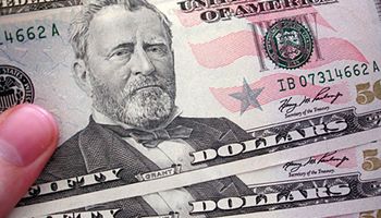 El dólar oficial avanzó a $ 6,34