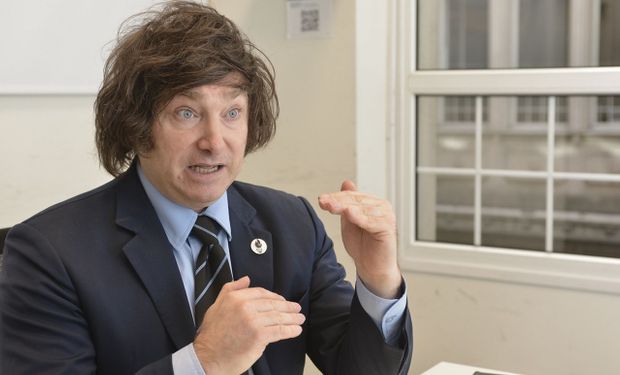 Javier Milei sorteará su primer sueldo como diputado: cómo participar