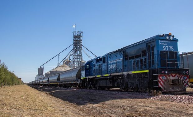 Trenes: crecen las toneladas que se transportaron en agosto y destacan la participación de los granos 