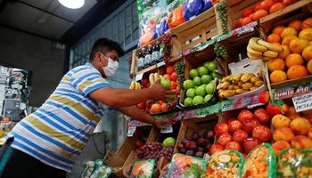 Precio de los alimentos: en diciembre, los consumidores pagaron $3,4 por cada $1 que recibieron los productores