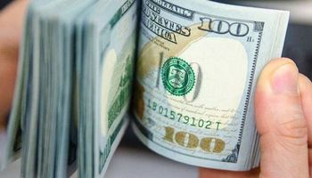 Dólar blue hoy: a cuánto cotiza este lunes 16 de enero y cuál es la brecha con el dólar Banco Nación