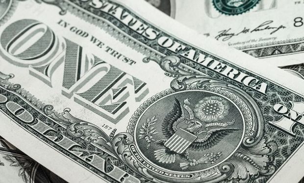 Dólar tarjeta: a cuánto cotiza luego de las nuevas medidas que impactan sobre el dólar turista