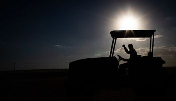 Projeto visa liberar trânsito de máquinas agrícolas em rodovias