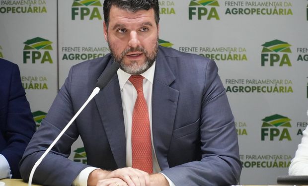 Presidente da FPA, Lupion destaca que a proposta contribui para a segurança nas áreas rurais do país