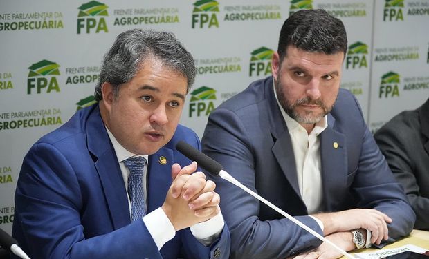 Senador Efraim Filho (União-PB) recebeu as demandas da FPA, presidida pelo deputado federal Pedro Lupion (PP-PR)