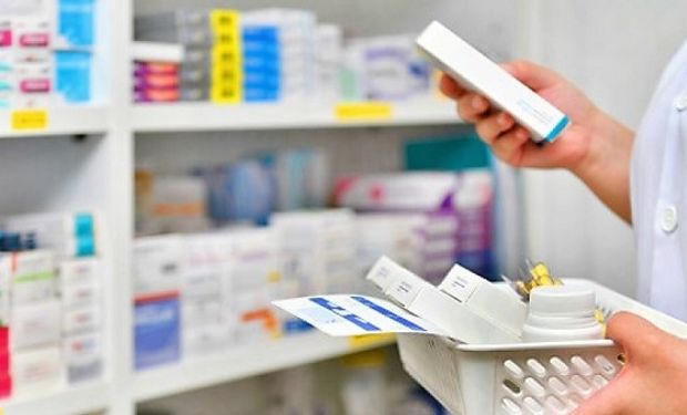 Alertan sobre las consecuencias de vender medicamentos para mascotas en farmacias