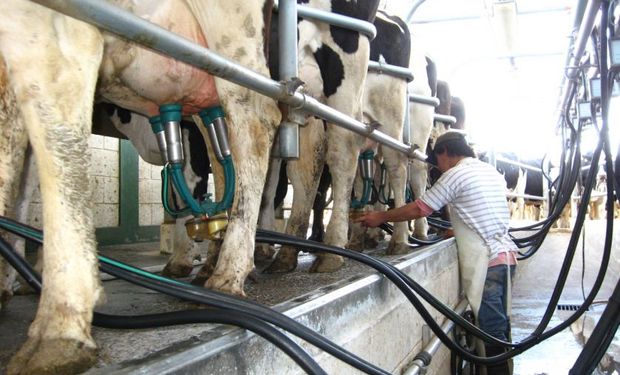 Reclamo de la Mesa de productores de leche de Santa Fe.