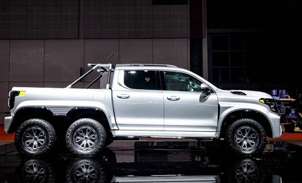 La imponente pick up 6x6 que se lanzó en China para competir con la RAM: viene con motor híbrido enchufable de 510 CV