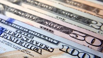 A cuánto cotiza el dólar blue este 6 de marzo y cómo queda la brecha con el dólar Banco Nación