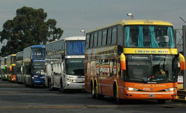 La UTA levantó el paro nacional de micros de larga distancia del martes