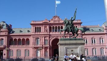 El Estado creció 60% en 12 años y representa el 42,5% de la economía