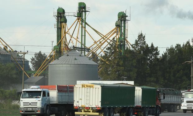 Aumentaron los costos del transporte de carga más de un 3 % y el combustible tuvo mayor incidencia