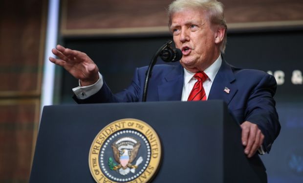Trump bate 50% em tarifas à Índia por relação com Rússia; Brics na mira