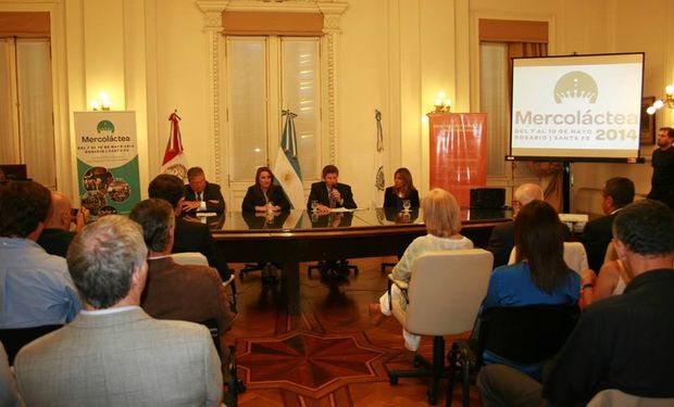 Mercoláctea 2014 se presentó el martes 25 de marzo en el salón Carrasco de la Municipalidad de Rosario.