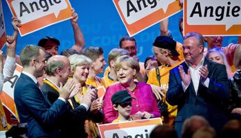 Rotundo triunfo de Merkel, que roza la mayoría absoluta