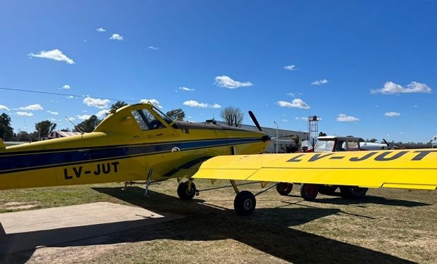 Incendios en el Delta Paraná: suman aviones hidrantes para extinguir las llamas