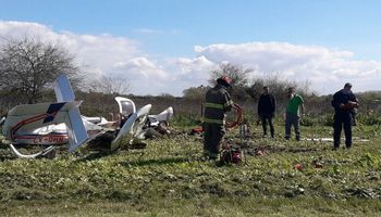 Accidente avioneta: quiénes son las víctimas de la caída en la autopista Buenos Aires - La Plata, en Berazategui