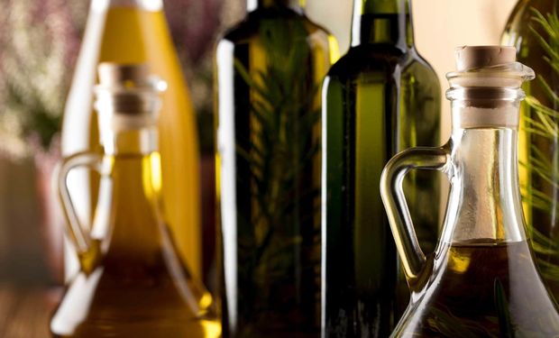 Prohíben la elaboración y comercialización de una marca de aceite de oliva por irregularidades 