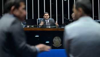 Congresso derruba aumento do IOF e governo deverá buscar alternativa