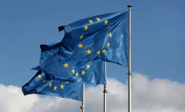 Após 25 anos, UE aprova acordo com o Mercosul; França lidera oposição