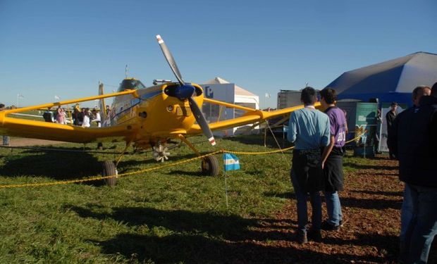 Espacio destinado a la aviación agrícola en AgroActiva.