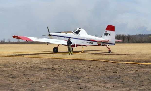 Díaz Ferrari: “Al avión aeroaplicador lo ven como un demonio, y al que lucha contra incendios, como el salvador”