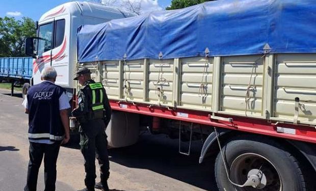 La AFIP se instala en la ruta: incautó la carga de diez camiones en distintos puntos del país