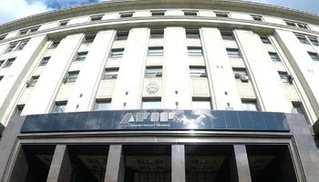 La AFIP limita la emisión de notas de débito/crédito