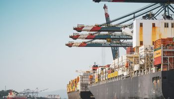 Agro comemora queda do tarifaço dos EUA; veja o que muda em números