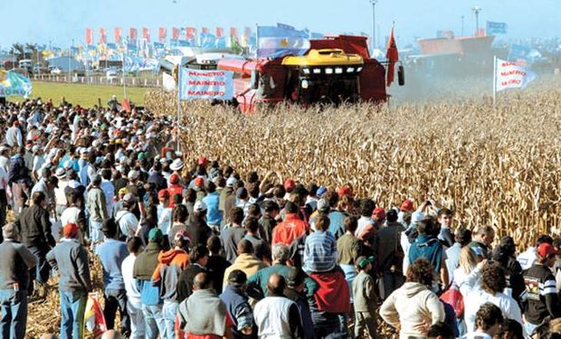 La máquina se pone en marcha para “llevar gente”.