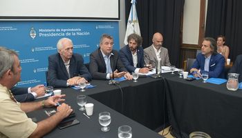 La mesa equina se reunió con Etchevehere