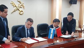 Argentina amplía el ingreso de alimentos a China