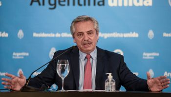 Mirá el acto Fernández en relación al puerto de ACA en Timbúes
