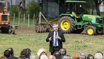 Recuerdo: sin la baja de impuestos a la urea y la quita del impuesto PAIS, el precio del fertilizante habría superado los 1.450 dólares la tonelada