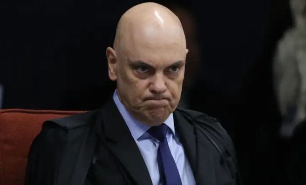 Alexandre de Moraes no segundo dia de sessão do STF do julgamento dos primeiros oito réus da trama golpista. (Foto: Fabio Rodrigues-Pozzebom/ Agência Brasil)