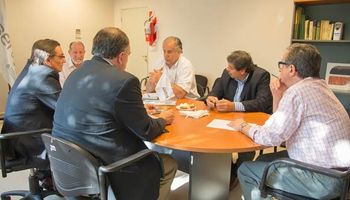 "Aumentar las exportaciones de agroalimentos significa producir más y con valor agregado"