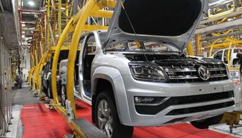 El Gobierno y el sector automotriz trabajan en una ley que promueve la producción nacional y la exportación
