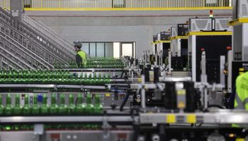 Ambev inaugura fábrica de R$ 1 bilhão no Paraná