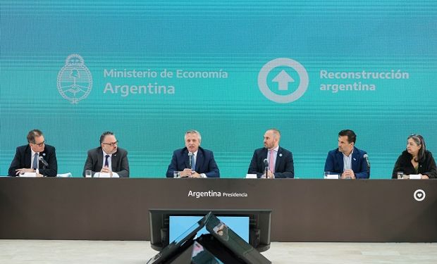 Facilitan un mayor acceso a divisas para petroleras