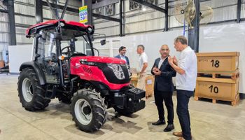 Vinieron a la Argentina los líderes de la empresa de tractores que más crece a nivel global y adelantaron lanzamientos para el campo argentino: los planes de Apache Solis