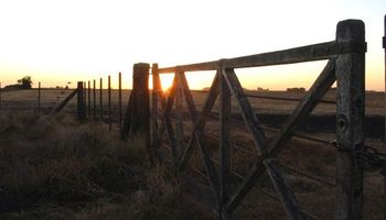 Novedades con el seguro de sepelio y aporte a renatre de los trabajadores agrarios