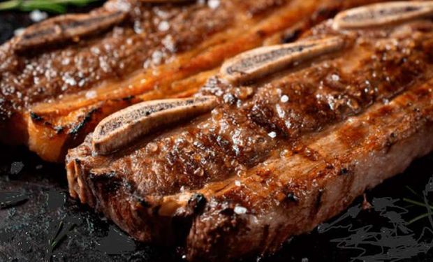 En un año, el precio del asado de tira aumentó hasta un 90%