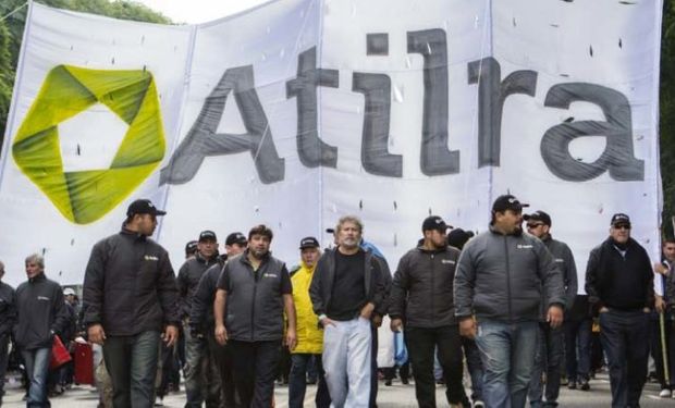 El gremio de trabajadores lácteos amenaza con paralizar a la industria