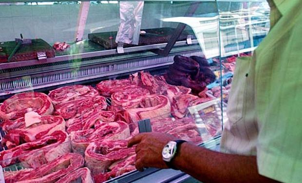 Schiariti asegura que importar carne de Uruguay es una medida positiva.