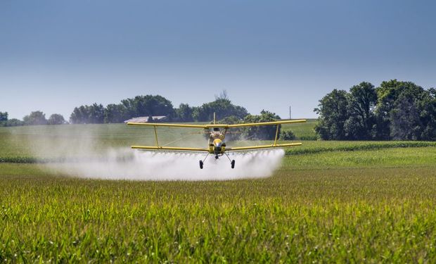 Aviação agrícola recebe apoio de PGR, AGU e Congresso contra ação no STF