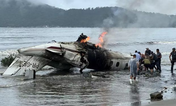 De acordo com o Grupamento de Bombeiros Marítimo (GBMar), o acidente é classificado como excursão de pista. (Foto-JCNET)